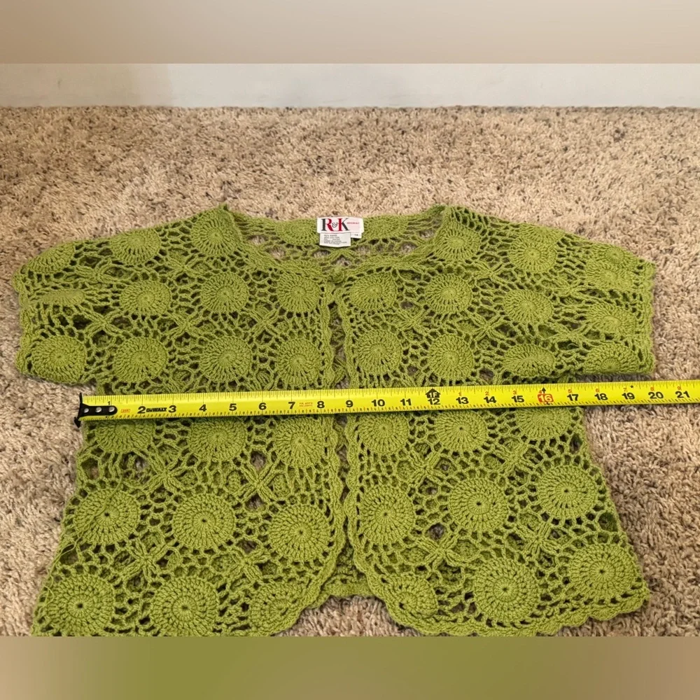 Vintage 90s Boho Crochet Olive Green Open Knit Top - Picture 7 of 7